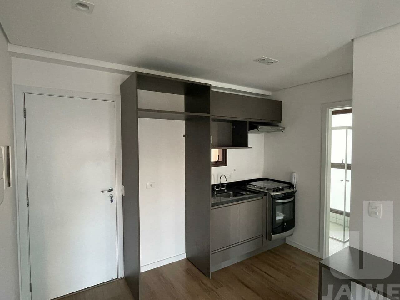 Apartamento de 1 dormitório na R Dos Pinheiros — Pinheiros, São Paulo