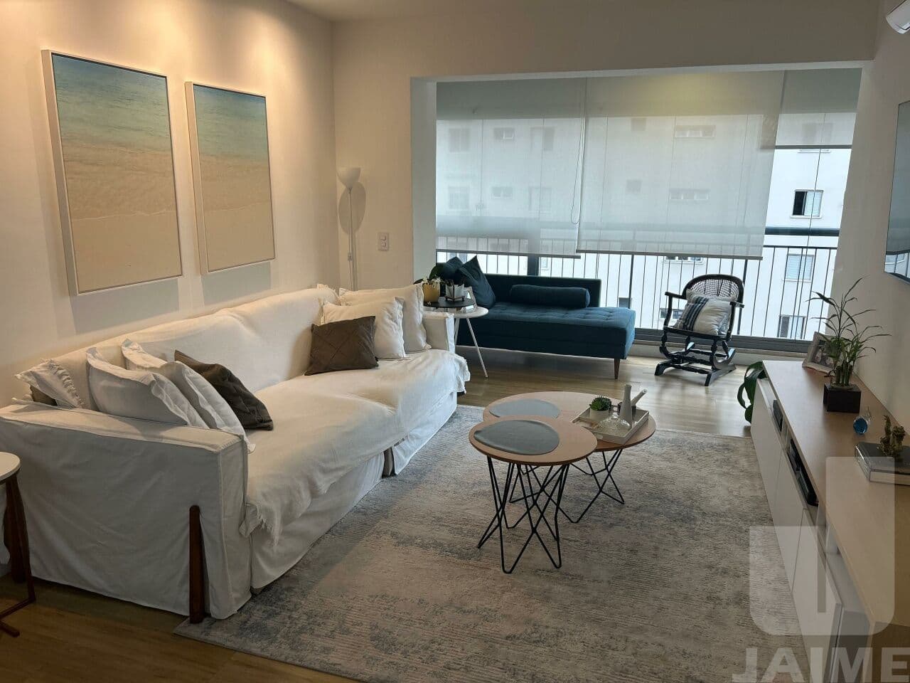 Apartamento de 4 dormitórios na R Caio Prado — Consolação, São Paulo