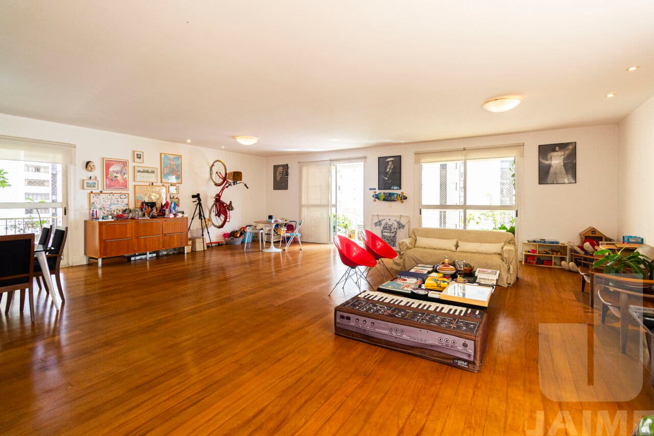 Apartamento de 4 dormitórios na R BAHIA — Higienópolis, São Paulo - foto 2