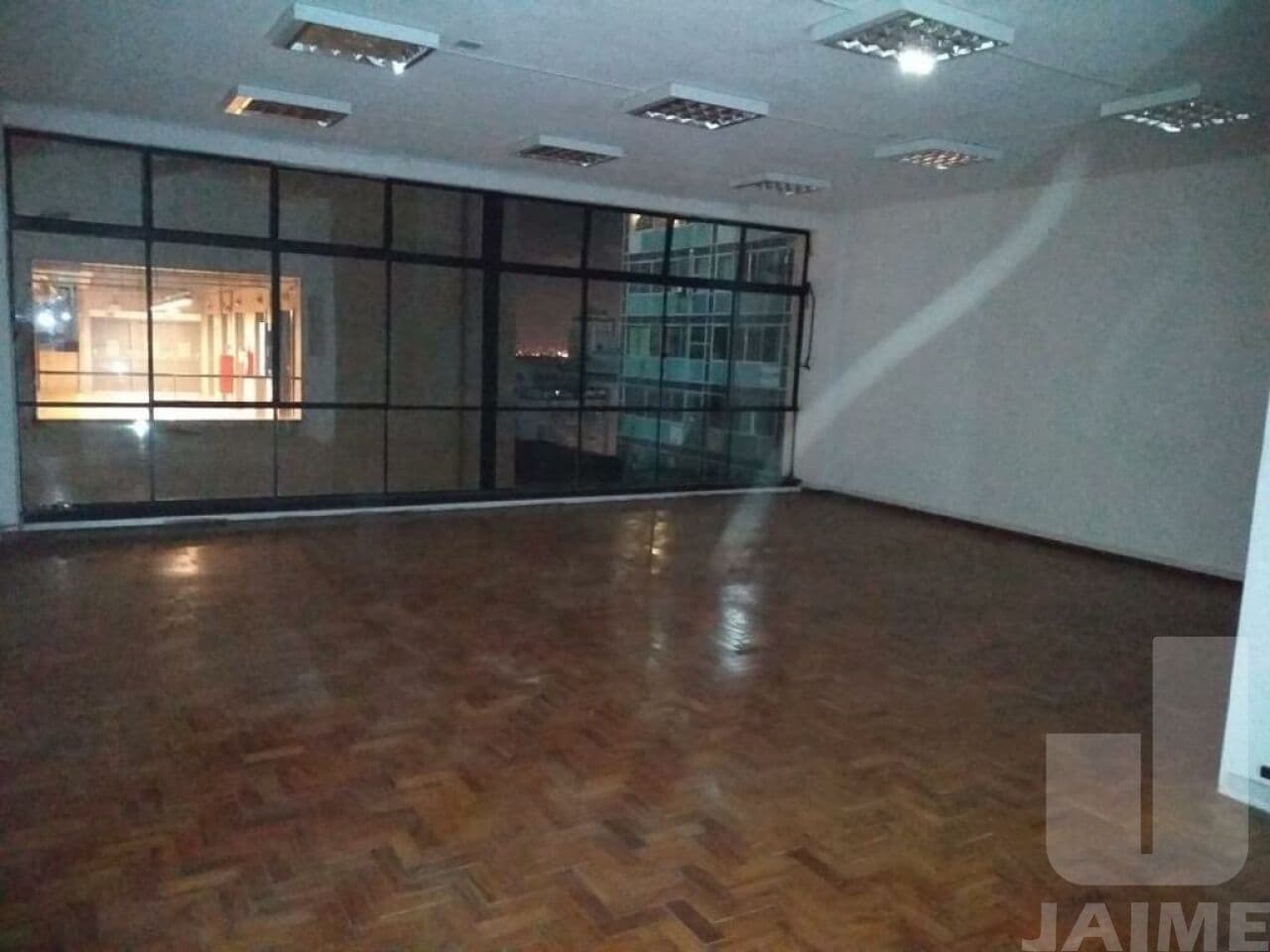 Comercial na R Barão de Itapetininga — República, São Paulo