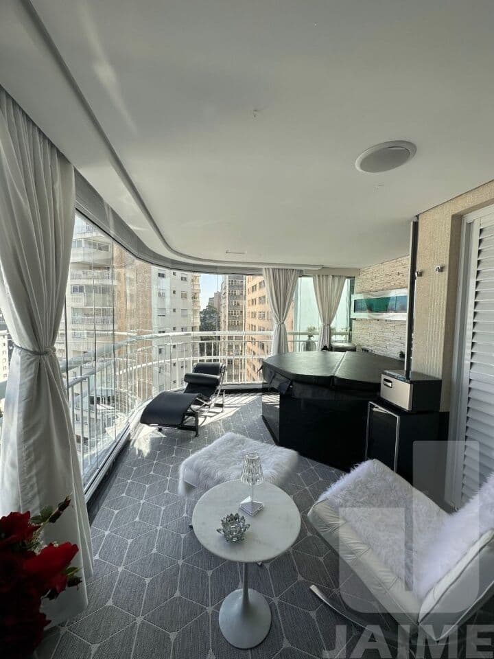 Apartamento de 2 dormitórios na R DA CONSOLAÇÃO — Cerqueira César, São Paulo