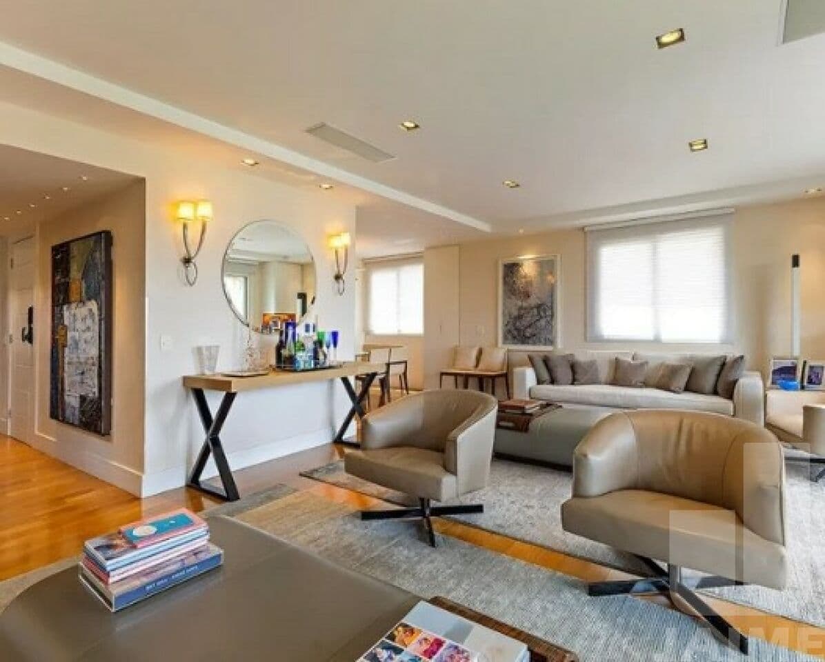Apartamento de 4 dormitórios na R Atibaia — Pacaembu, São Paulo - foto 2