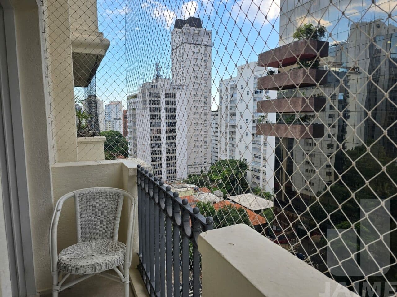Apartamento de 3 dormitórios na AL Ministro Rocha Azevedo — Cerqueira César, São Paulo - foto 2