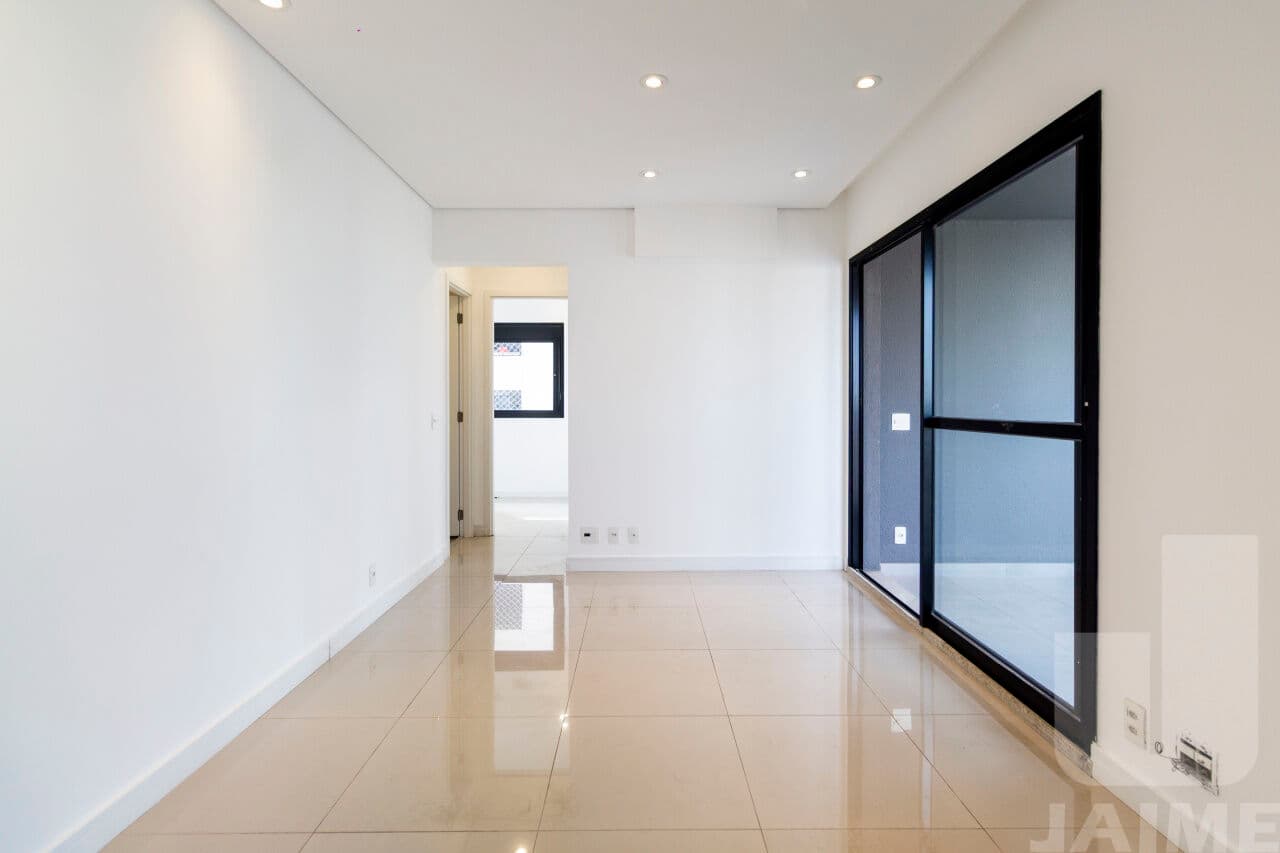 Apartamento de 2 dormitórios na R Alves Guimarães — Pinheiros, São Paulo - foto 2