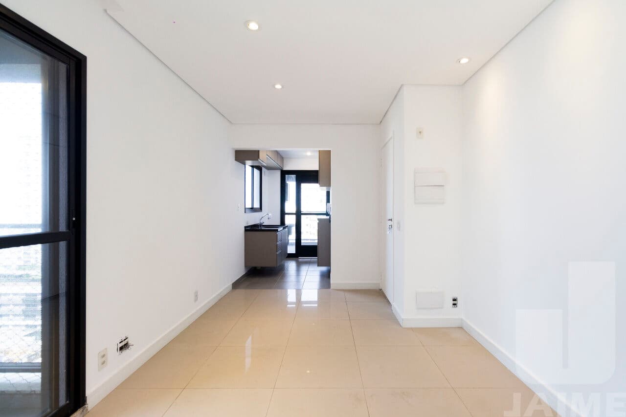 Apartamento de 2 dormitórios na R Alves Guimarães — Pinheiros, São Paulo - foto 4