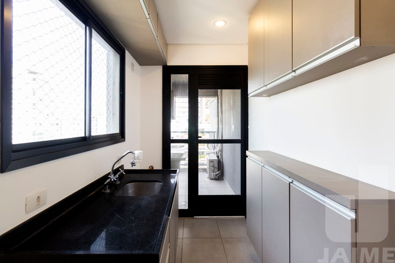 Apartamento de 2 dormitórios na R Alves Guimarães — Pinheiros, São Paulo - foto 5
