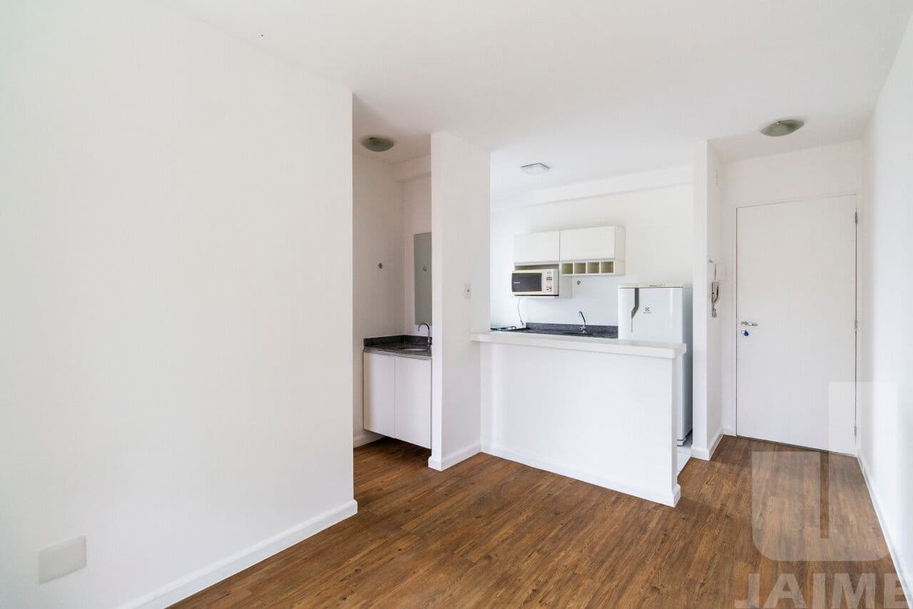 Apartamento de 1 dormitório na R DAS PALMEIRAS — Higienópolis, São Paulo