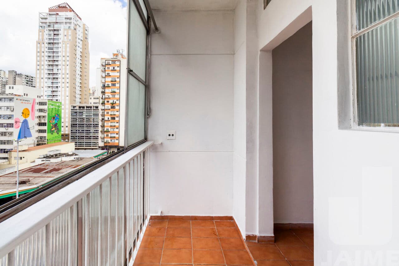 Apartamento de 1 dormitório na R General Jardim — Vila Buarque, São Paulo