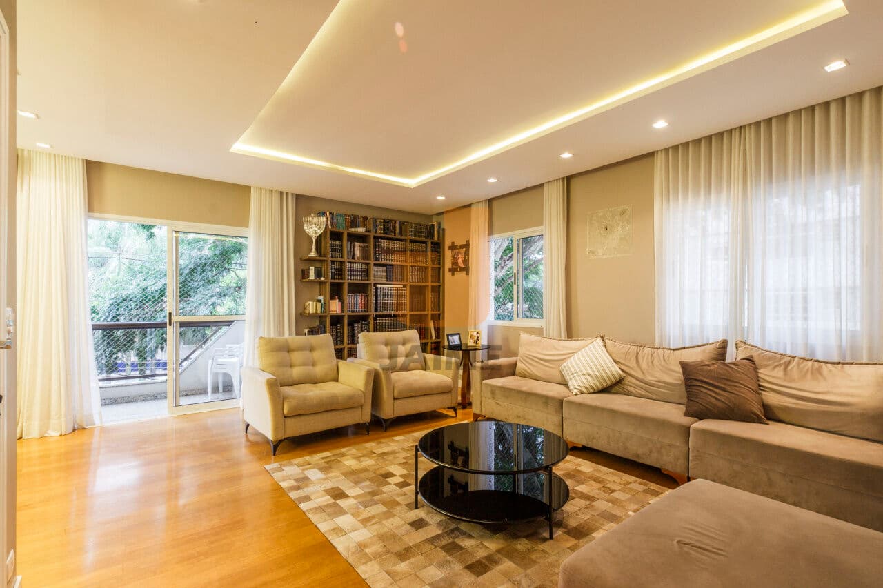 Apartamento de 3 dormitórios na AL BARROS — Higienópolis, São Paulo
