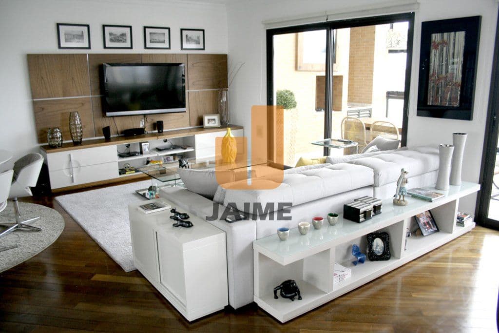 Apartamento de 5 dormitórios na R CAMPEVAS — Perdizes, São Paulo
