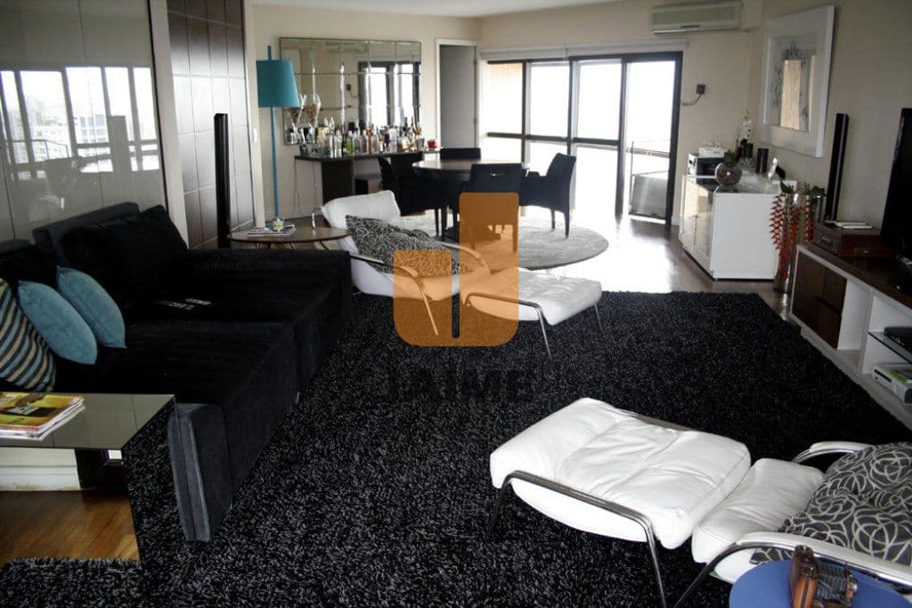 Apartamento de 5 dormitórios na R CAMPEVAS — Perdizes, São Paulo - foto 2