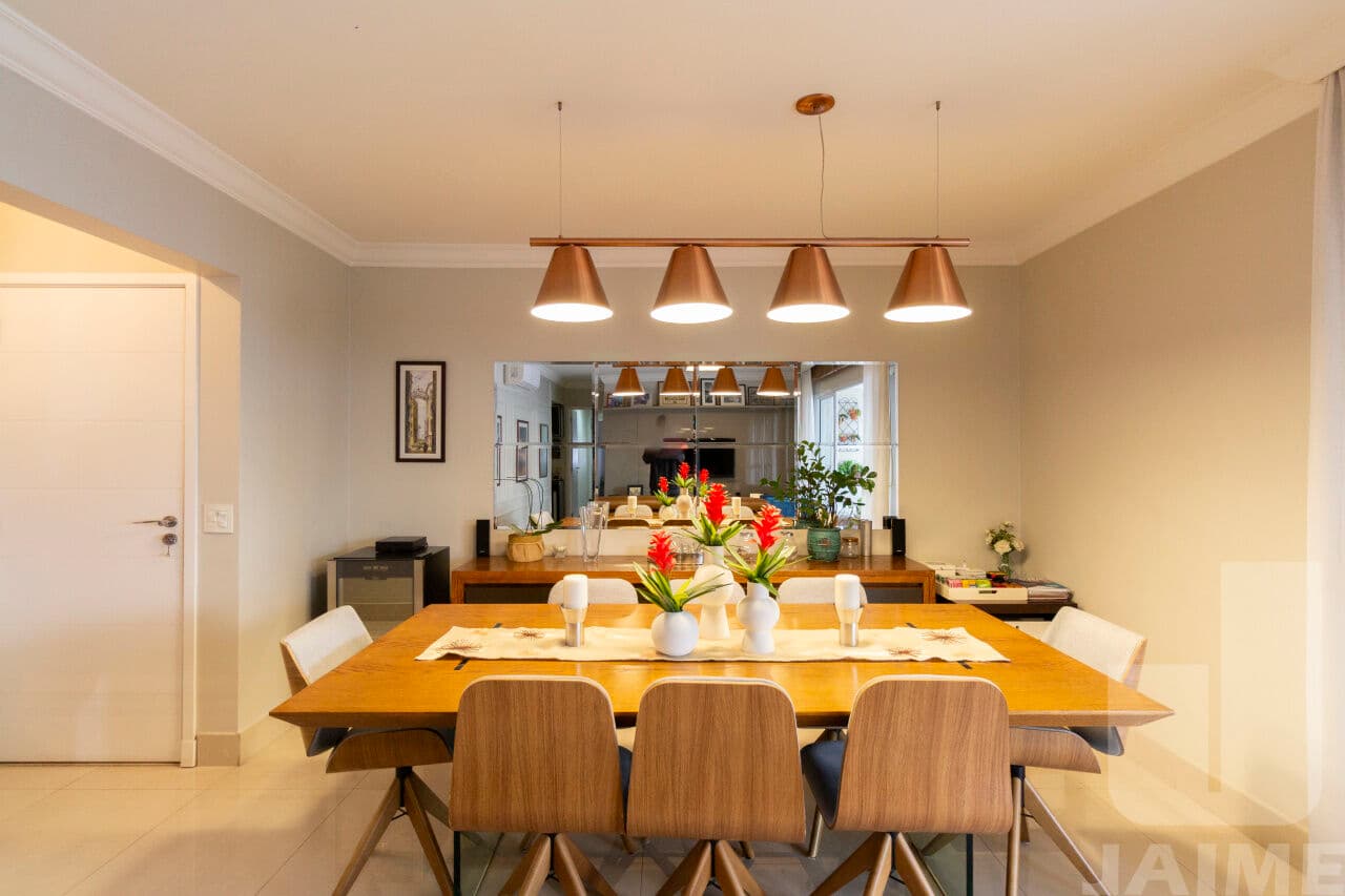 Apartamento de 3 dormitórios na R ALVES GUIMARÃES — Pinheiros, São Paulo - foto 2