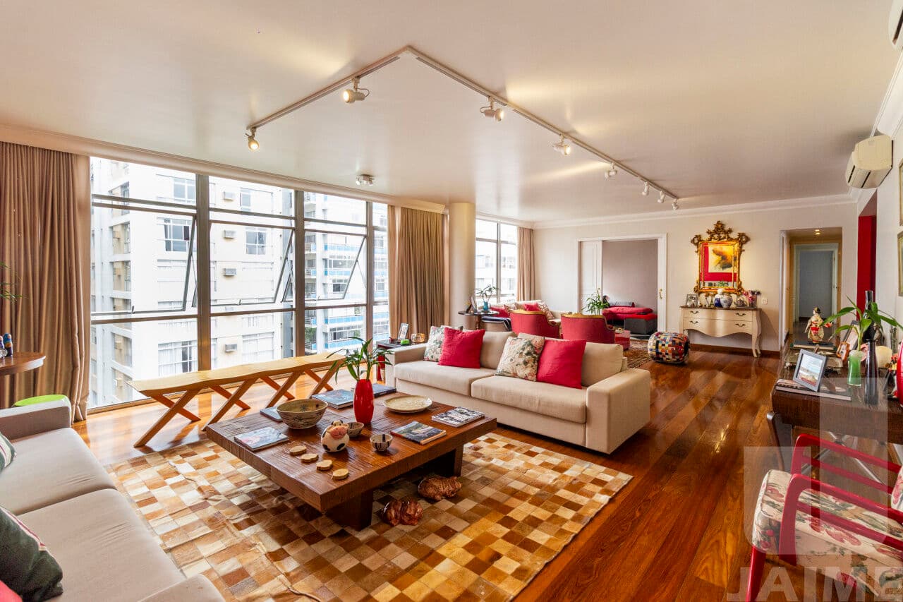 Apartamento de 3 dormitórios na R PERNAMBUCO — Higienópolis, São Paulo