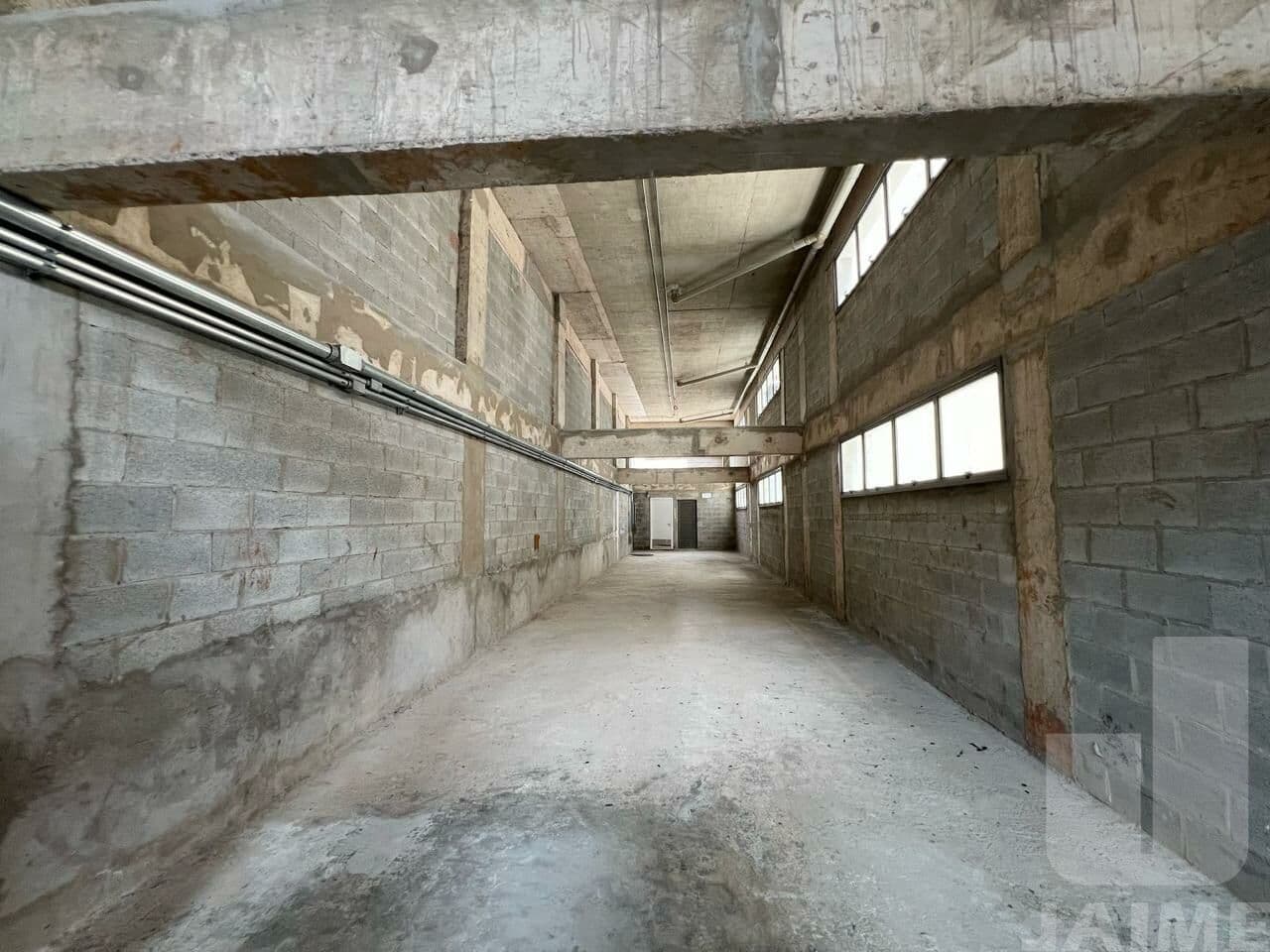 Comercial na R CERRO CORÁ — Vila Romana, São Paulo