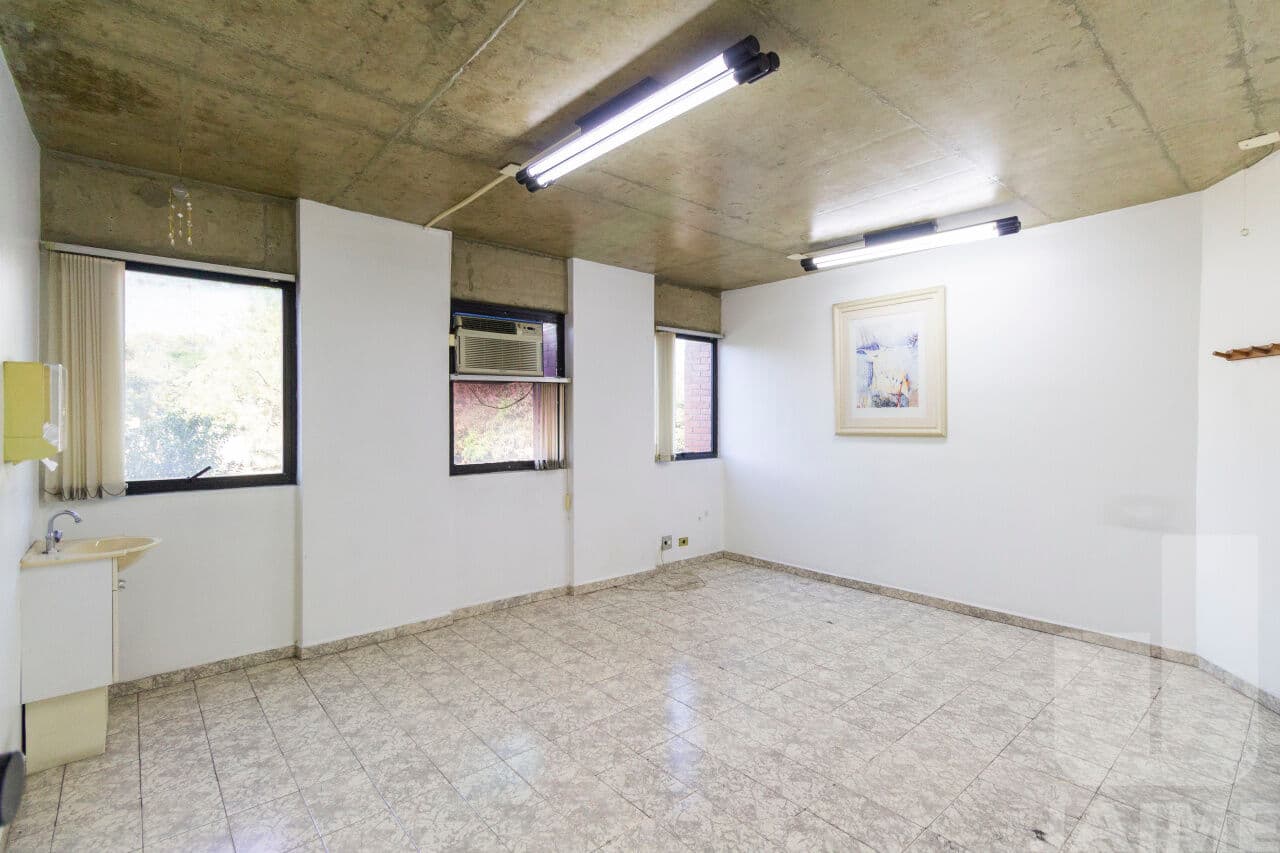 Comercial na R MATO GROSSO — Higienópolis, São Paulo - foto 4