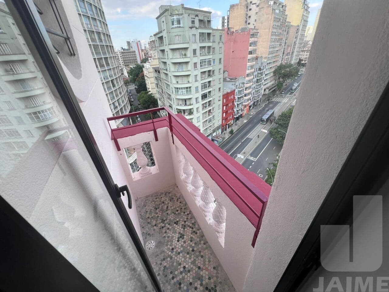 Apartamento de 1 dormitório na R Ana Cintra — Campos Elíseos, São Paulo