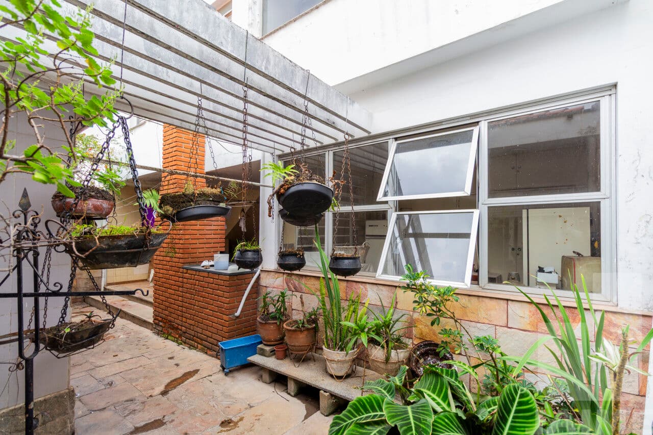 Casa de 3 dormitórios na R Plínio de Morais — Sumaré, São Paulo - foto 2