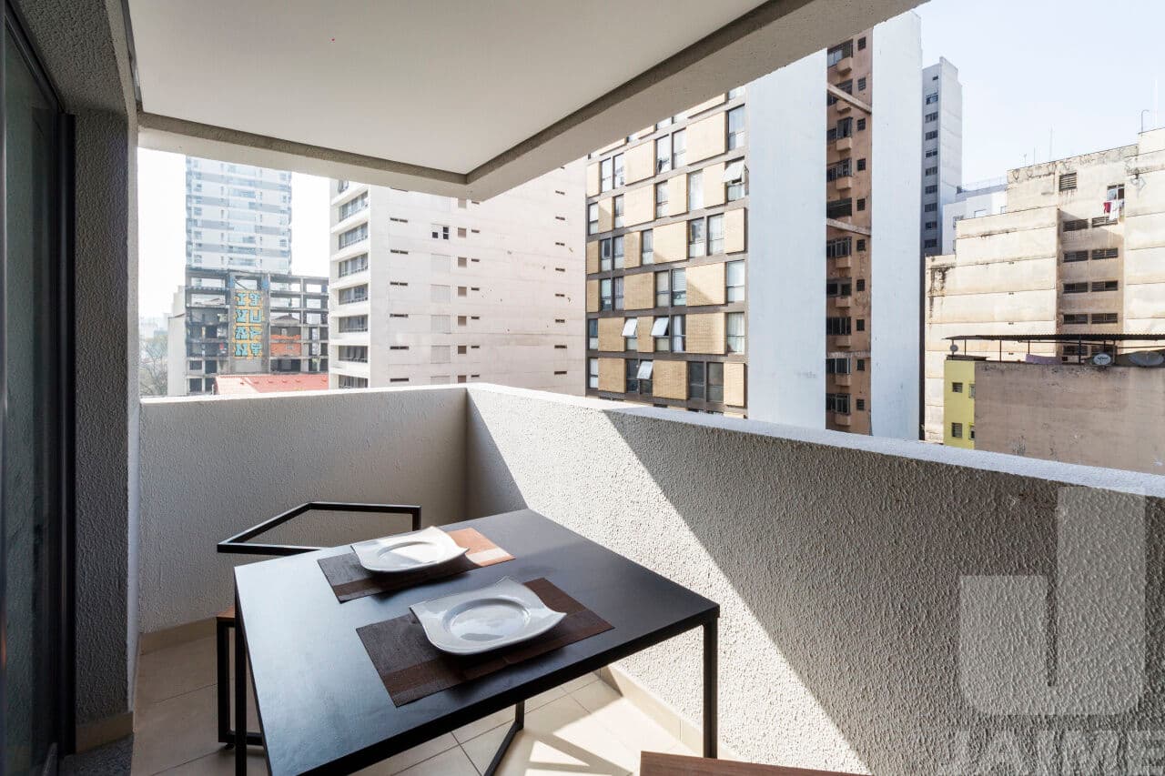 Apartamento de 1 dormitório na R Augusta — Consolação, São Paulo