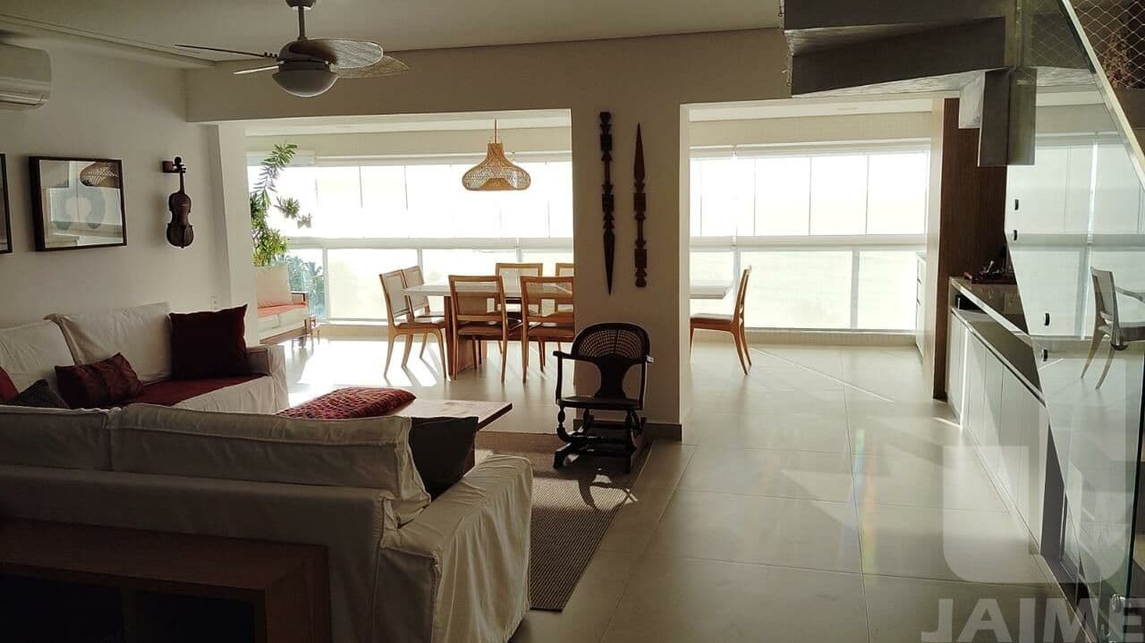 Apartamento de 5 dormitórios na R Passeio das Caravelas — Riviera de São Lourenço, São Paulo