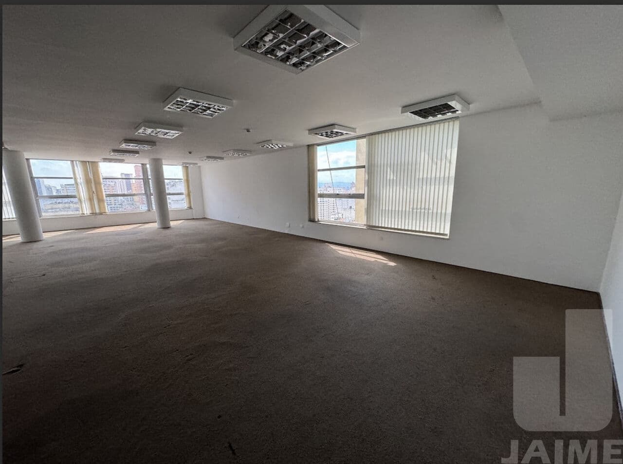 Comercial em Centro