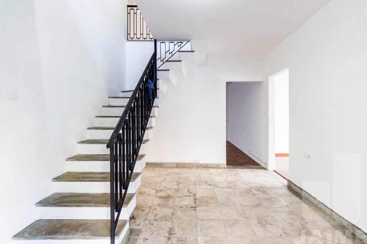 Casa de 3 dormitórios na R Itamarati — Pacaembu, São Paulo - foto 5