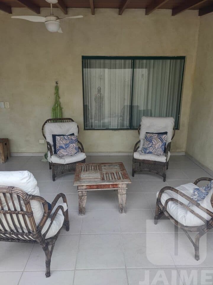 Casa de 4 dormitórios na AV Adelino Tavares — Barra do Sahy, São Paulo - foto 2