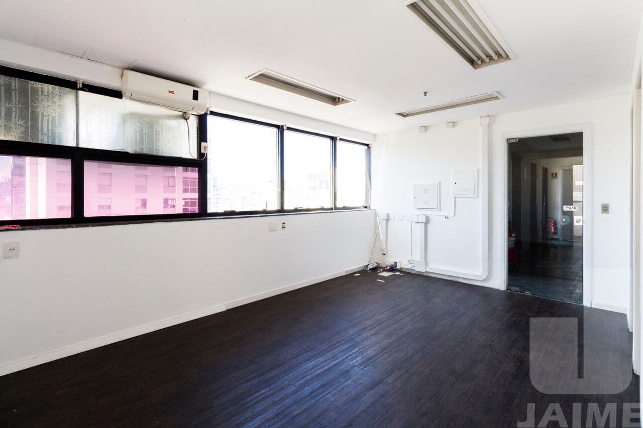 Comercial na R BARONESA DE ITU — Higienópolis, São Paulo - foto 2