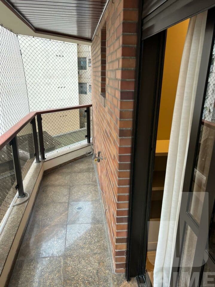 Apartamento de 3 dormitórios na R DOUTOR RENATO PAES DE BARROS — Itaim Bibi, São Paulo - foto 2