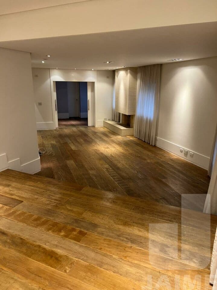 Apartamento de 3 dormitórios na R DOUTOR RENATO PAES DE BARROS — Itaim Bibi, São Paulo - foto 3