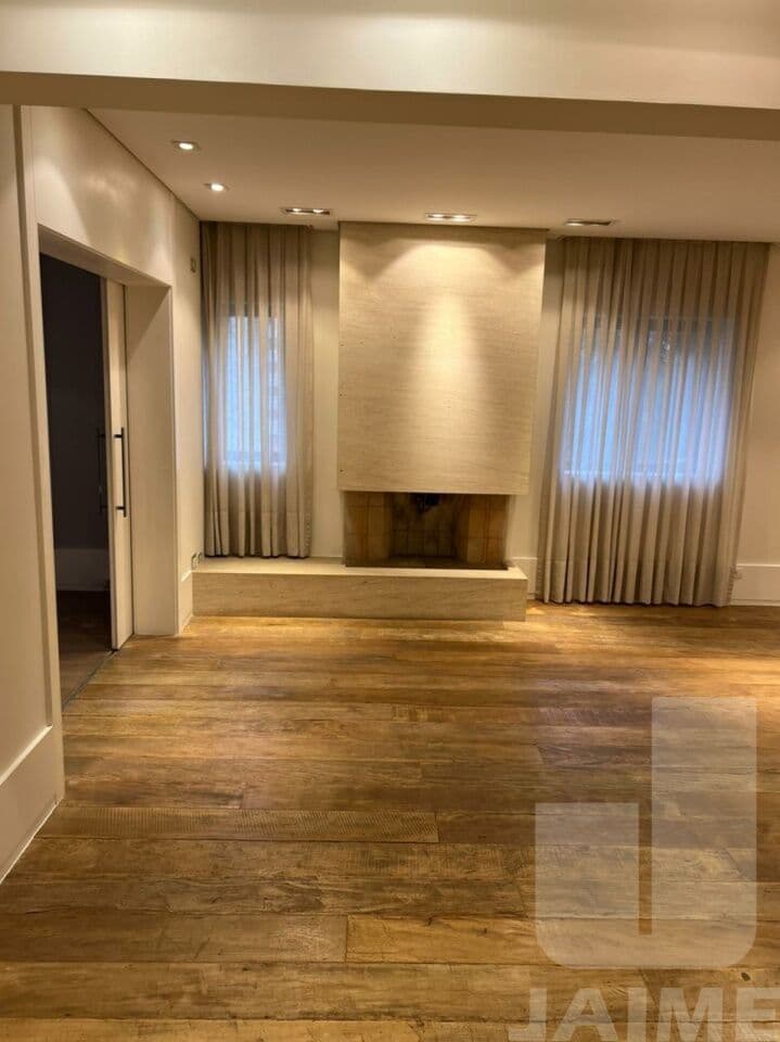 Apartamento de 3 dormitórios na R DOUTOR RENATO PAES DE BARROS — Itaim Bibi, São Paulo - foto 4