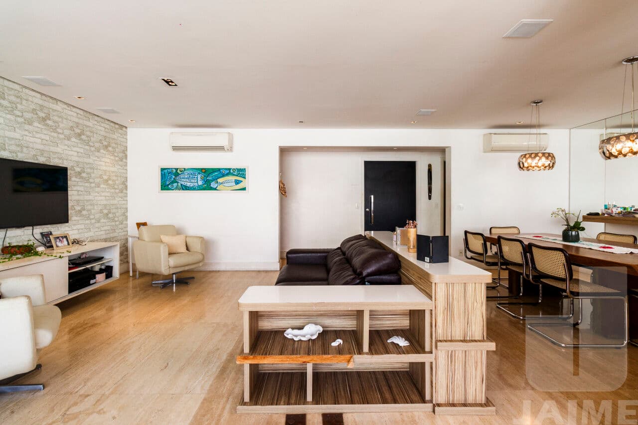 Apartamento de 3 dormitórios na R Airosa Galvão — Água Branca, São Paulo - foto 5
