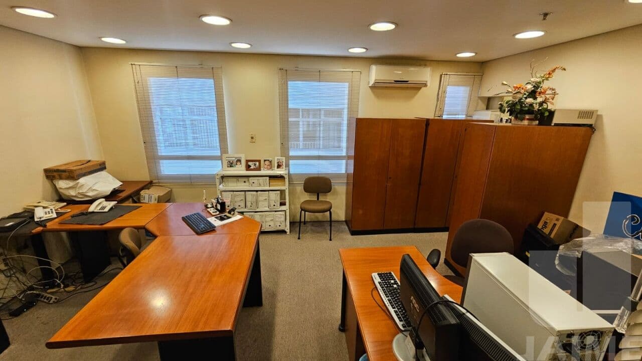 Comercial na R EMÍLIO DE MENEZES — Higienópolis, São Paulo - foto 2