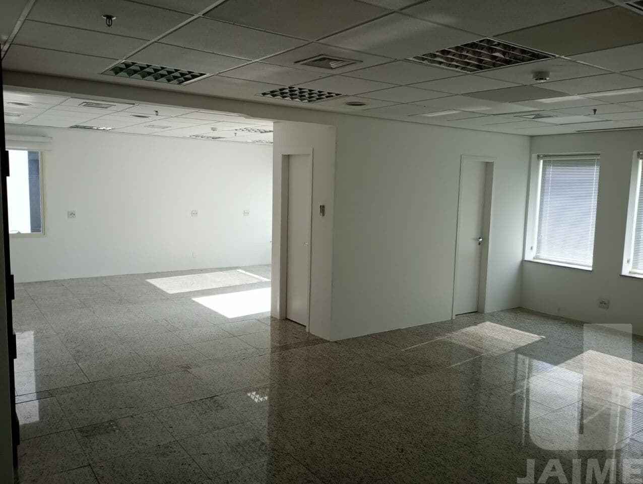 Comercial na AV ANGÉLICA — Higienópolis, São Paulo - foto 2