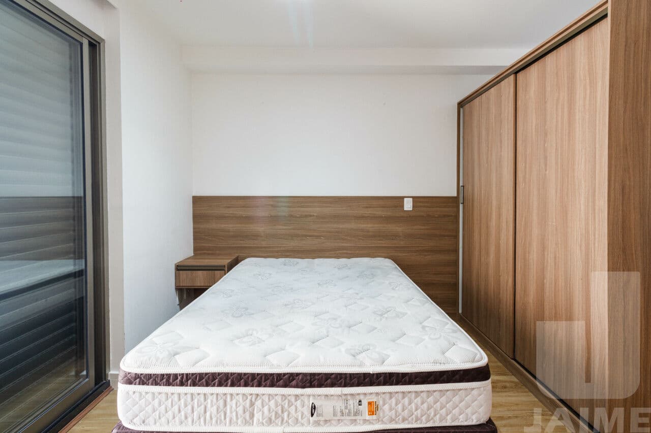Apartamento de 2 dormitórios na R Alves Guimarães — Pinheiros, São Paulo - foto 2
