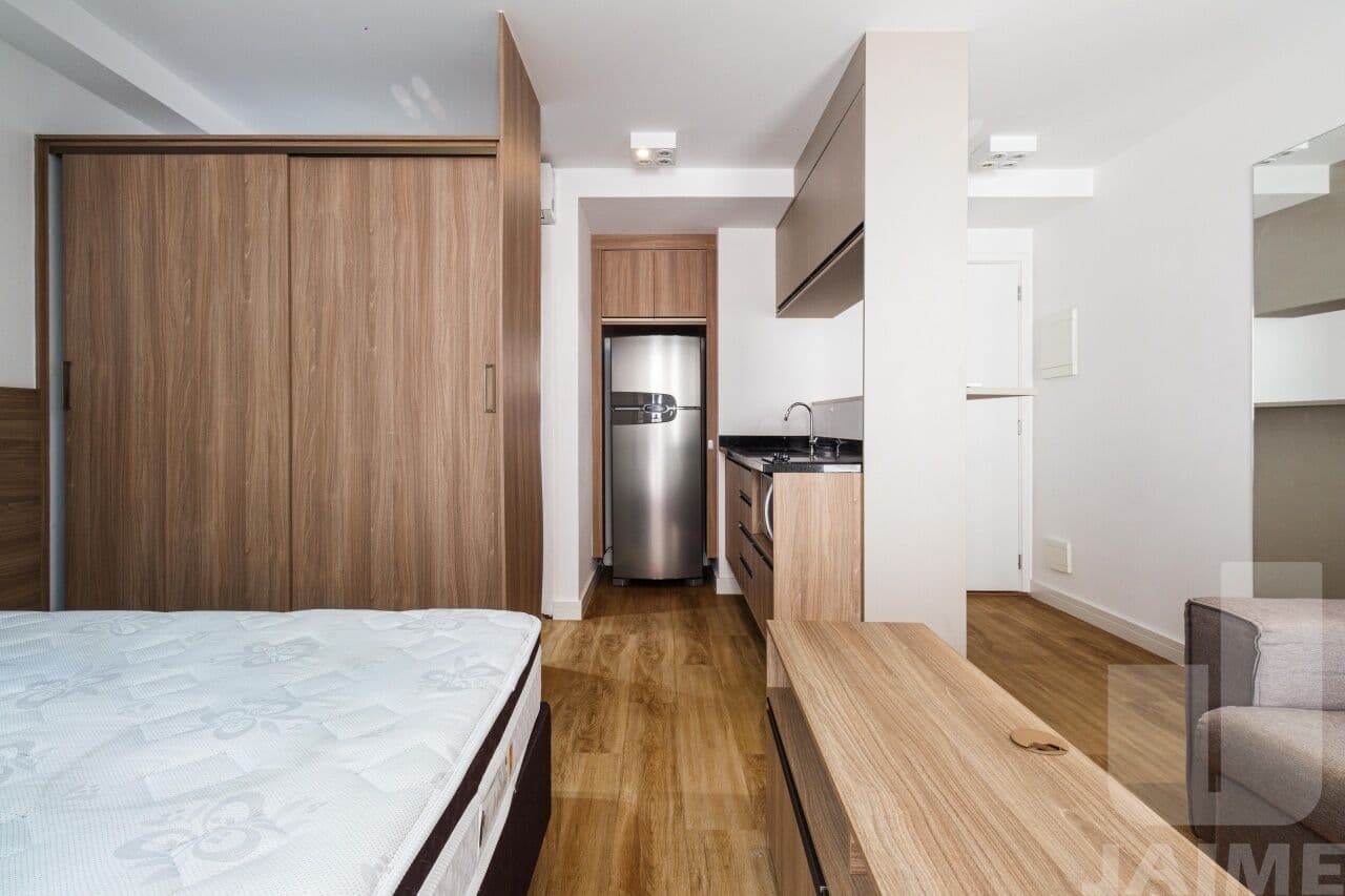 Apartamento de 2 dormitórios na R Alves Guimarães — Pinheiros, São Paulo - foto 4