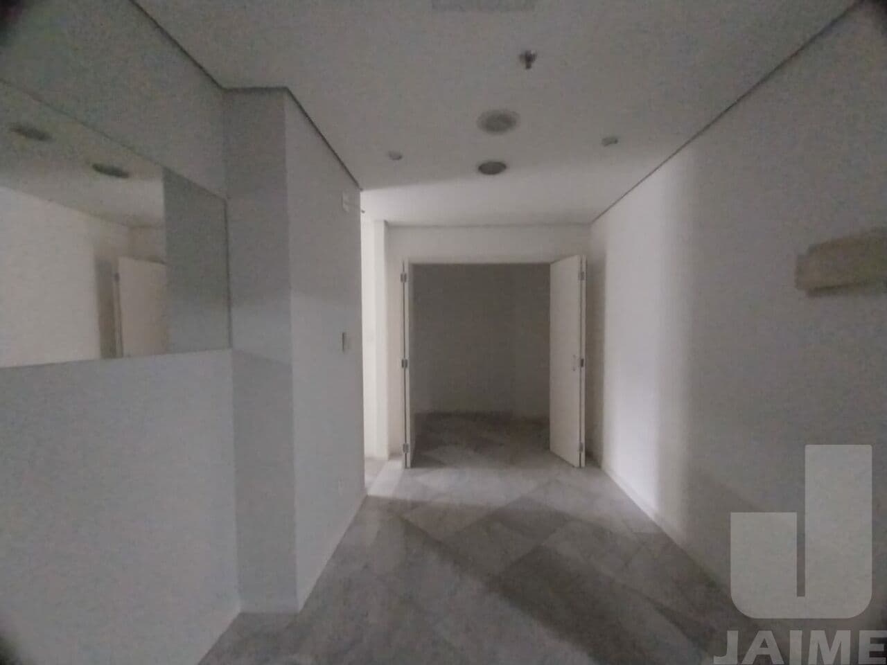Comercial na R MATO GROSSO — Higienópolis, São Paulo