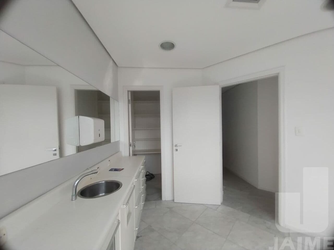 Comercial na R MATO GROSSO — Higienópolis, São Paulo - foto 3