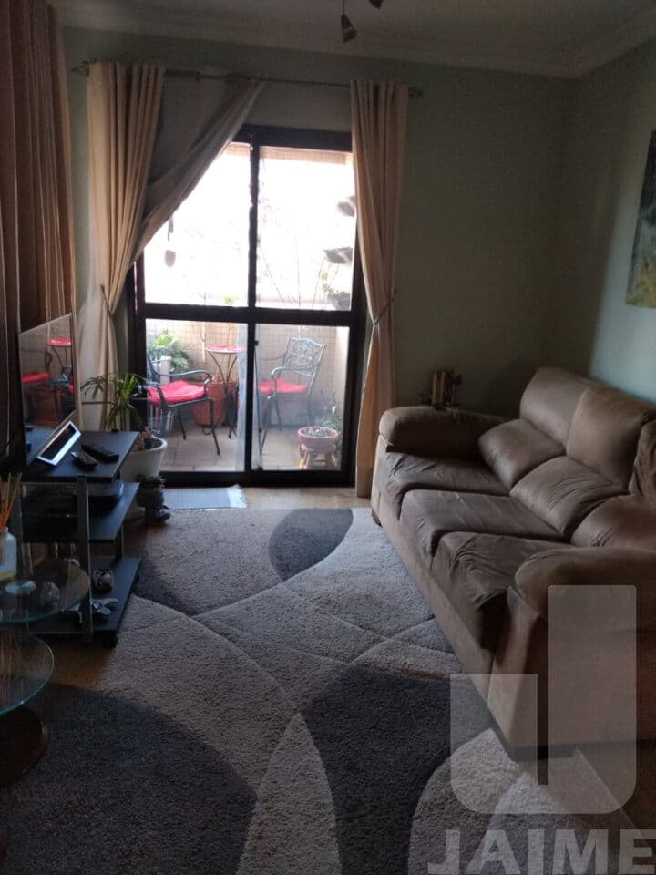 Apartamento em Vila Romana