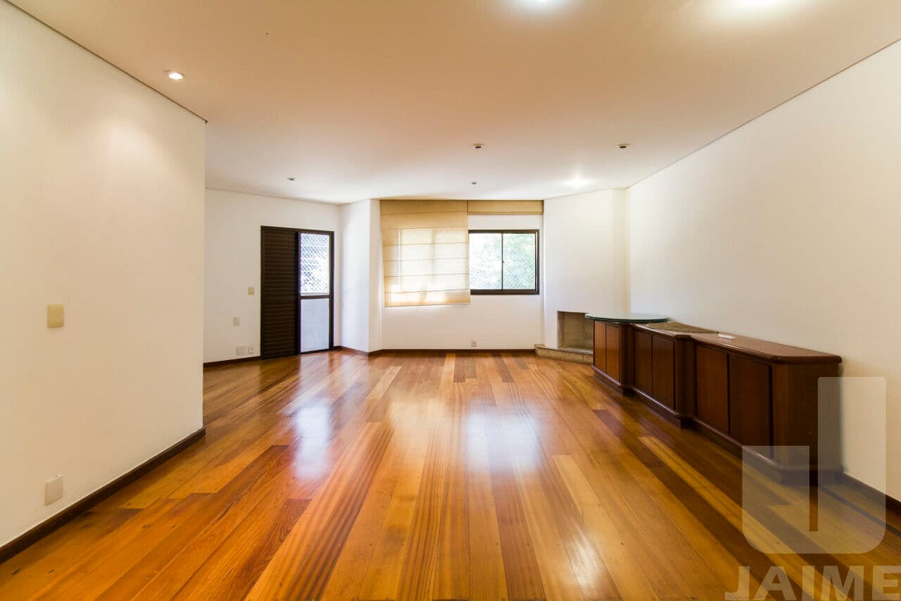 Apartamento de 2 dormitórios na R DOUTOR ALBERTO TORRES — Perdizes, São Paulo