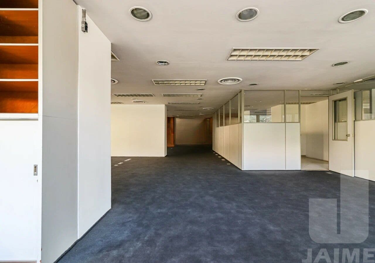 Comercial na AV Paulista — Bela Vista, São Paulo