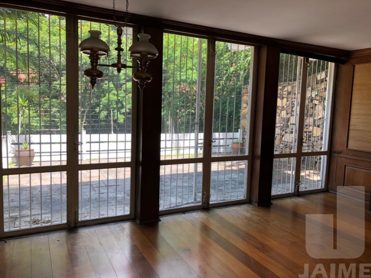 Casa de 4 dormitórios na R Zequinha de Abreu — Pacaembu, São Paulo - foto 4