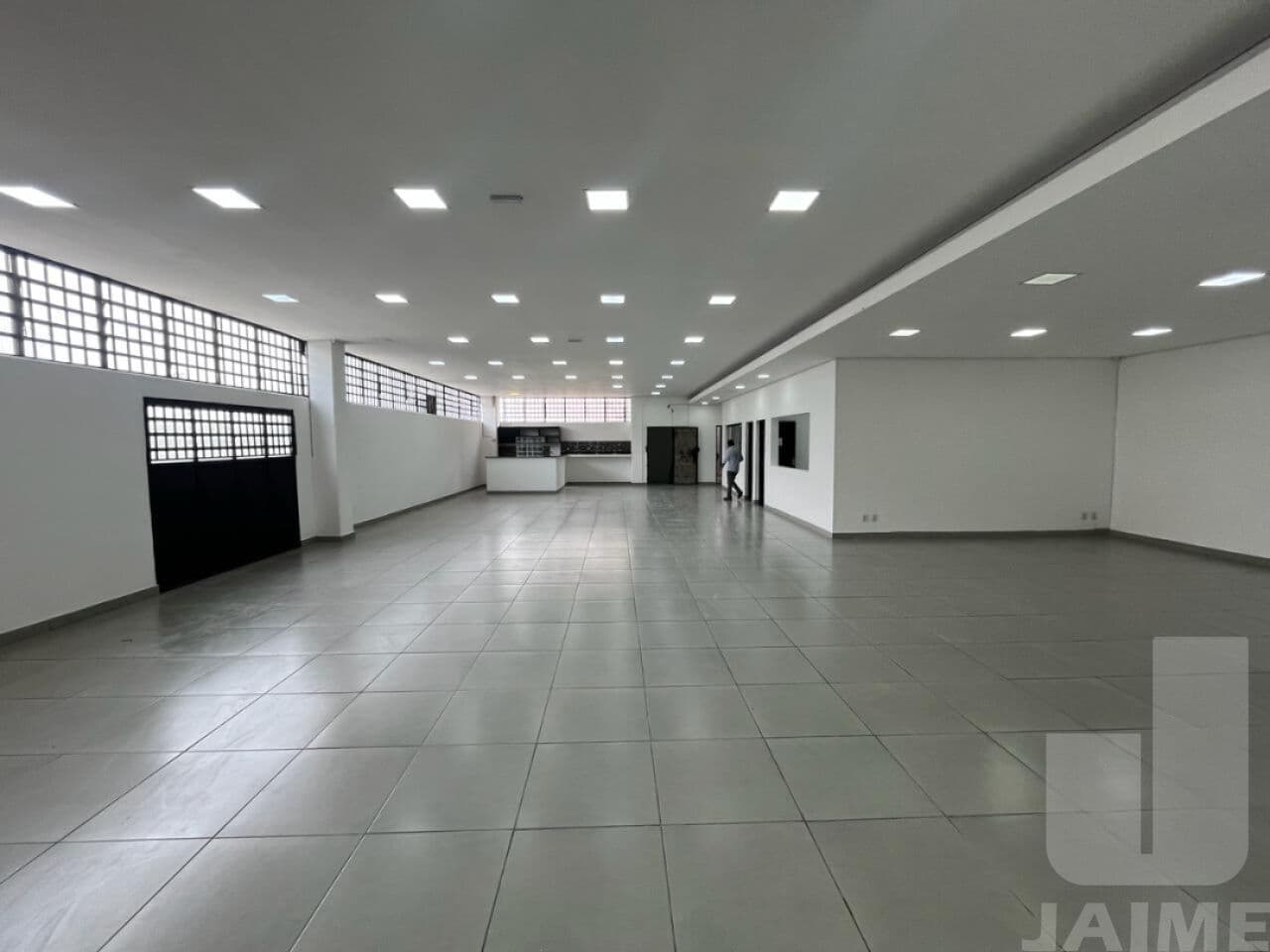 Comercial na R Brentano — Vila Hamburguesa, São Paulo - foto 3