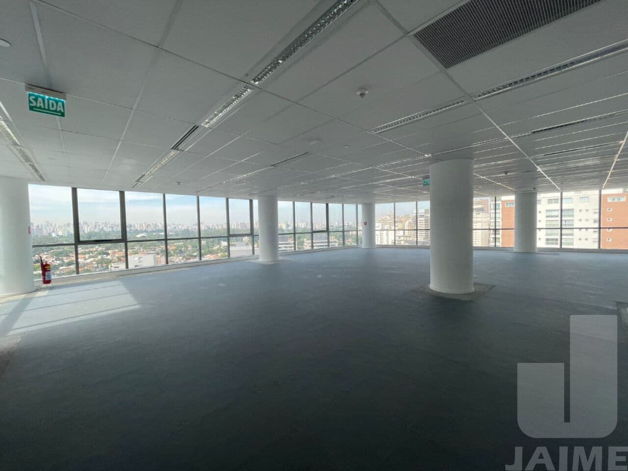Comercial em Parque Novo Santo Amaro
