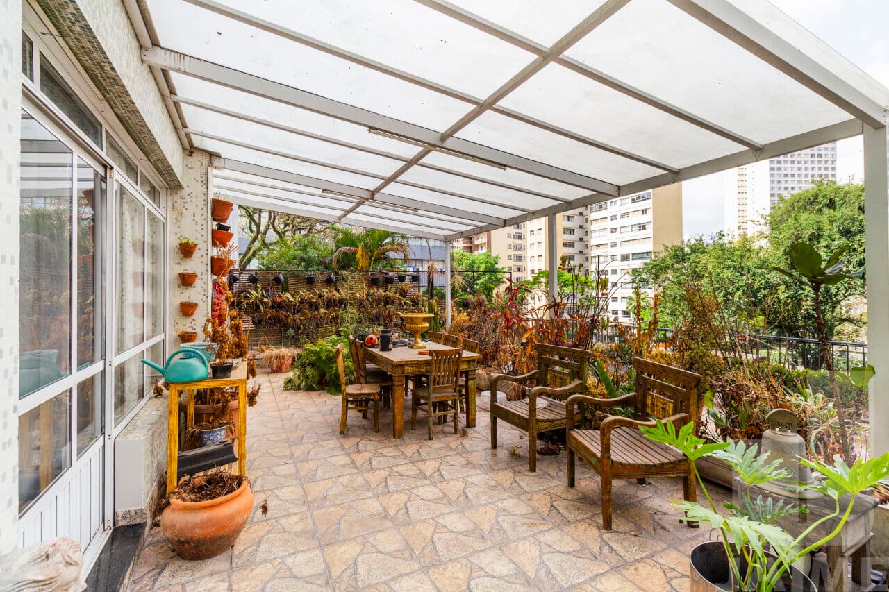 Apartamento de 4 dormitórios na AL BARROS — Higienópolis, São Paulo