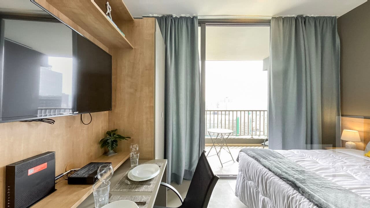 Apartamento de 1 dormitório na R Turiassu — Perdizes, São Paulo