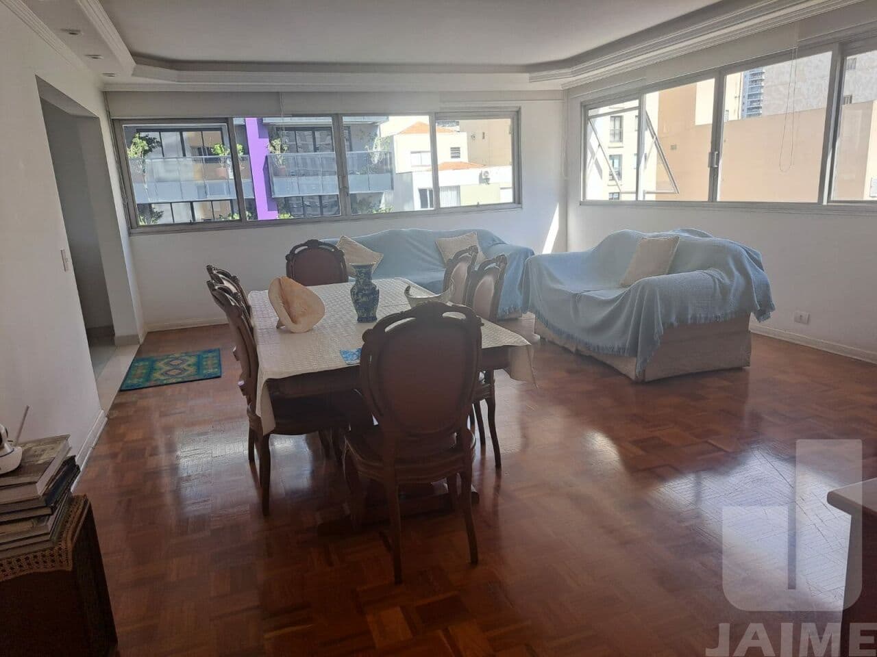 Apartamento de 3 dormitórios na R Oscar Freire — Cerqueira César, São Paulo - foto 2