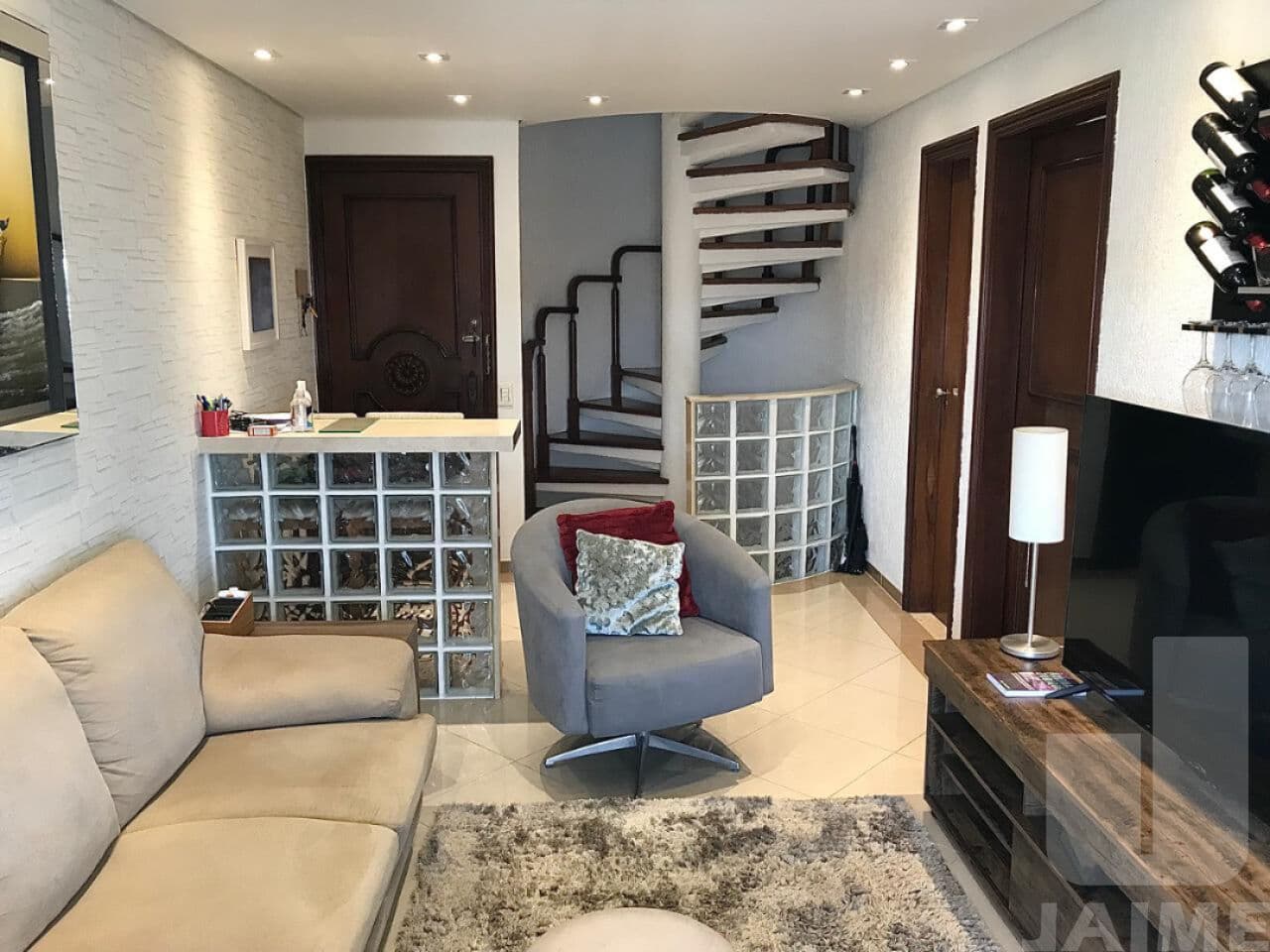 Apartamento de 3 dormitórios na AV Moaci — Planalto Paulista, São Paulo