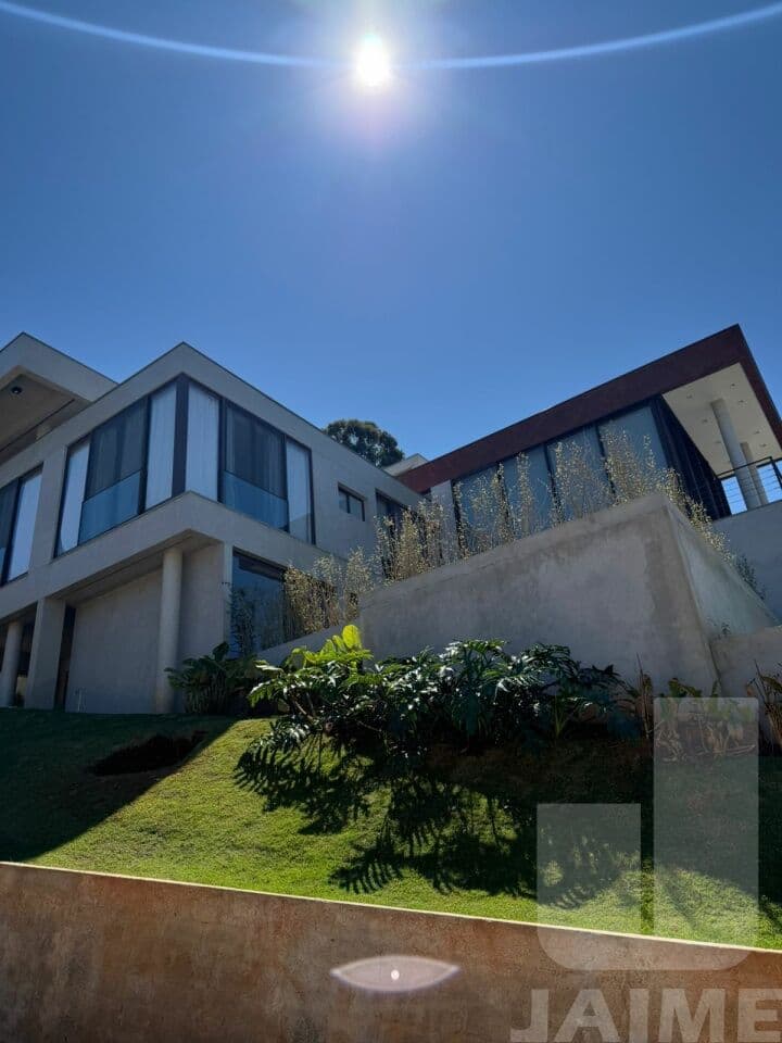 Casa de 4 dormitórios na AL Dos Cravos — Estância Santa Maria do Laranjal, São Paulo - foto 4