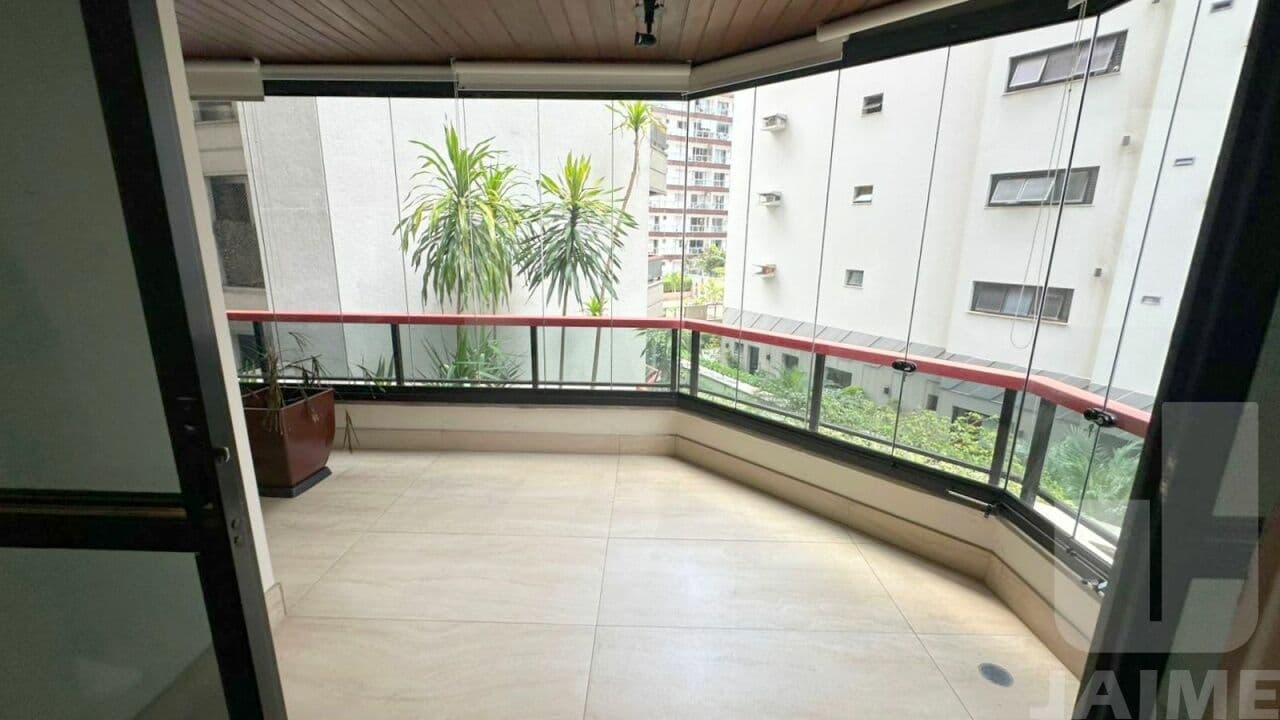 Apartamento de 4 dormitórios na R Jesuíno Arruda — Itaim Bibi, São Paulo - foto 4