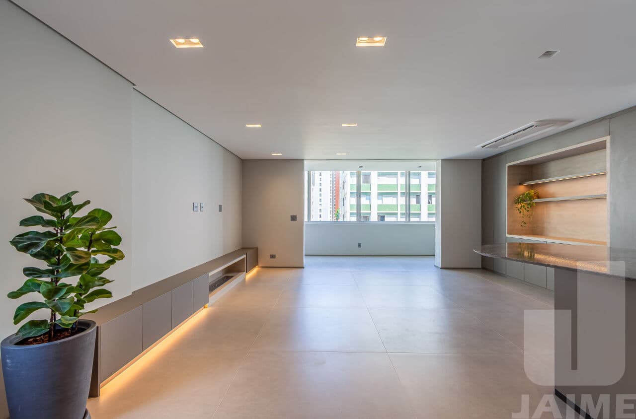 Apartamento em Itaim Bibi